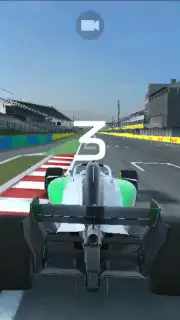 F1 Mobile Racing скриншот 2